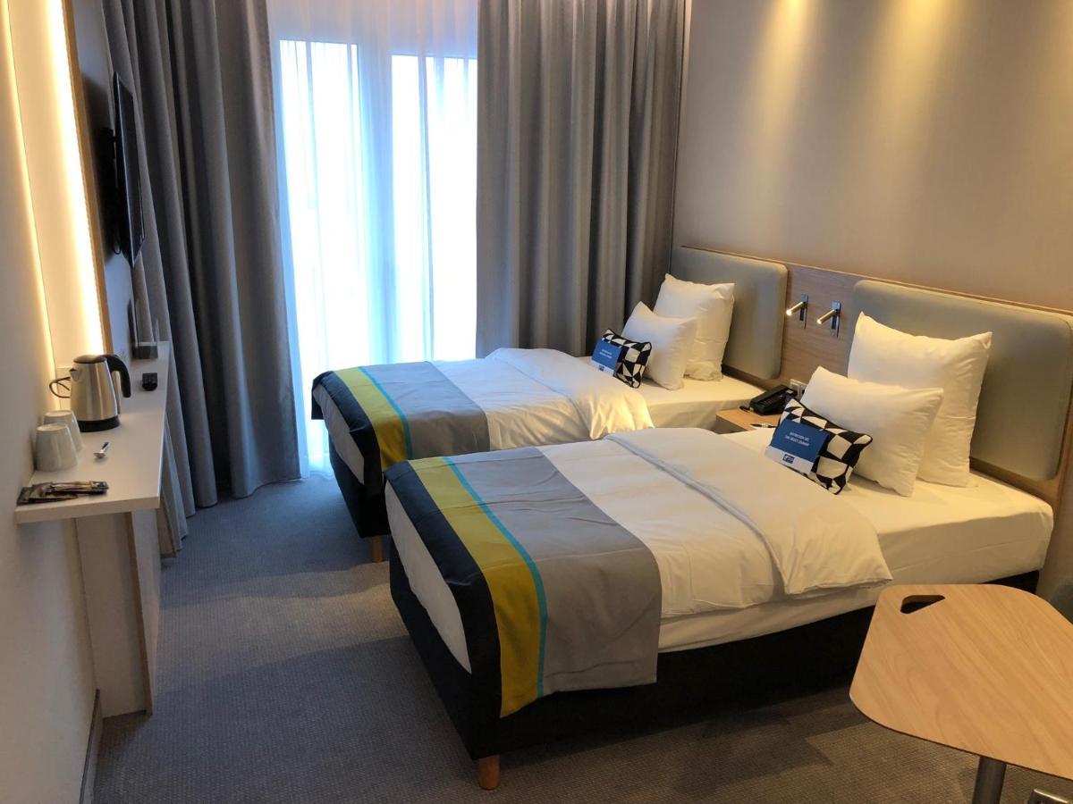 Holiday Inn Express Munich - City East By Ihg Exterior photo