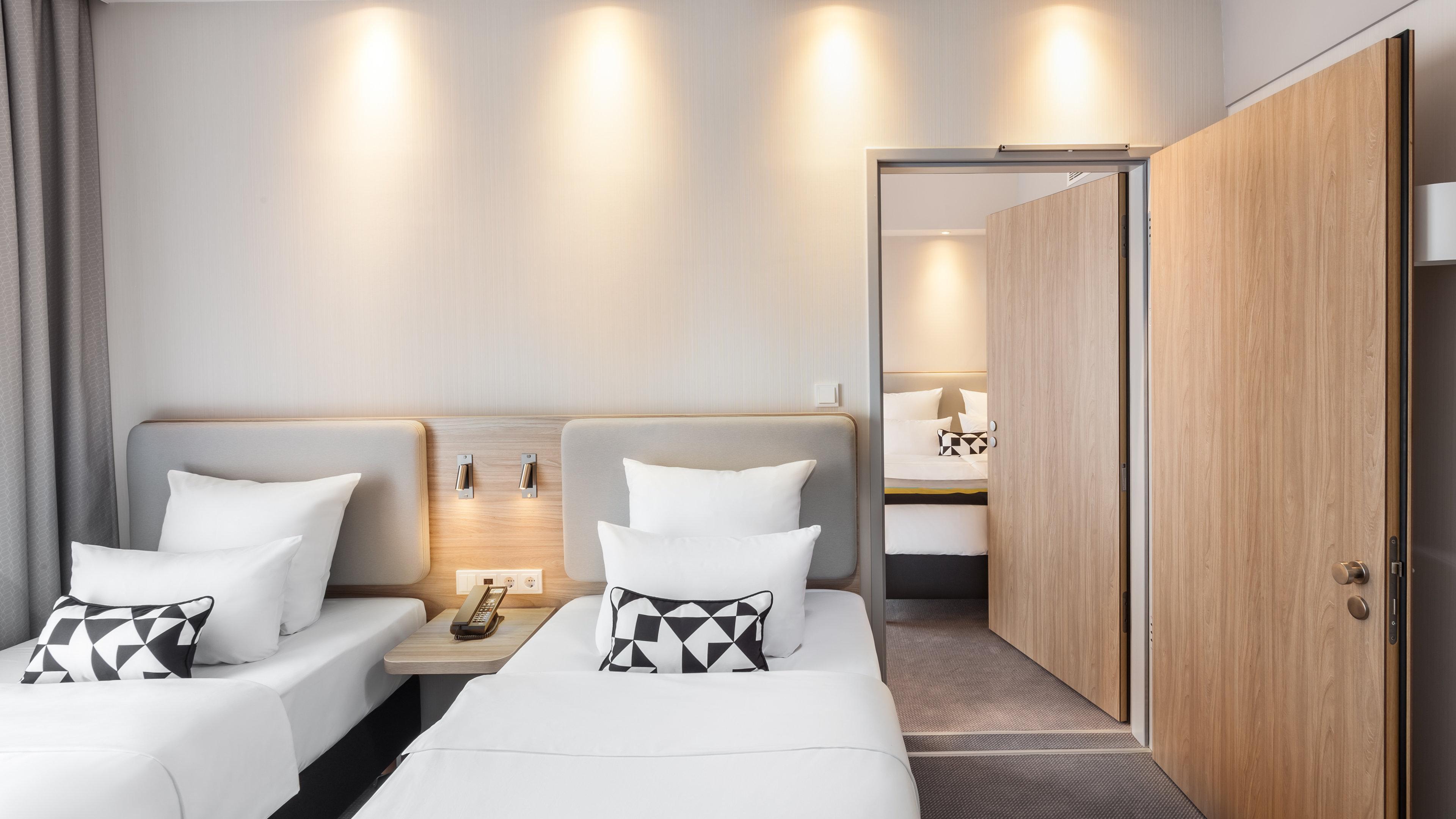 Holiday Inn Express Munich - City East By Ihg Exterior photo