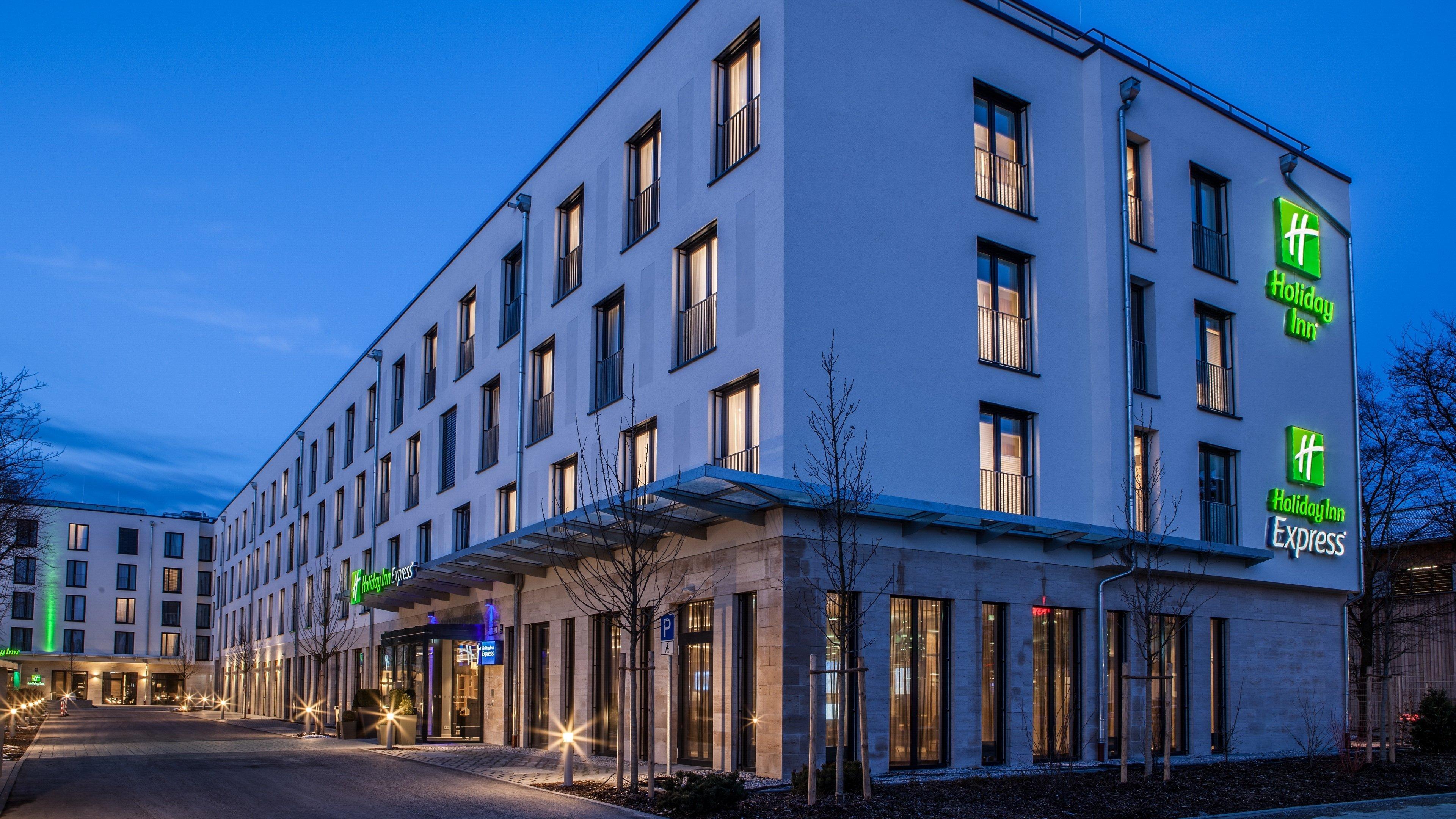 Holiday Inn Express Munich - City East By Ihg Exterior photo