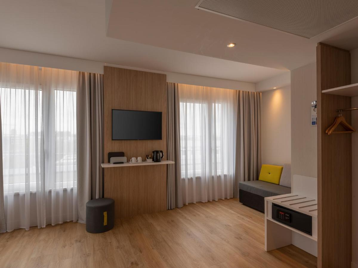 Holiday Inn Express Munich - City East By Ihg Exterior photo
