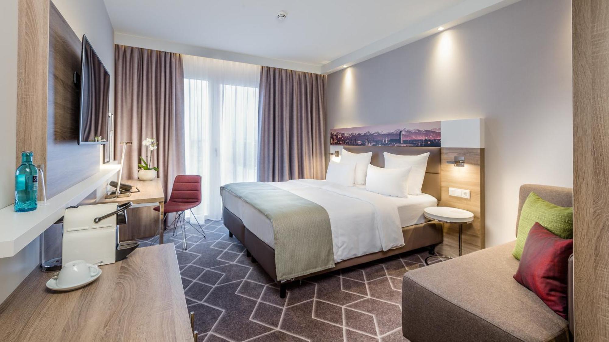 Holiday Inn Express Munich - City East By Ihg Exterior photo