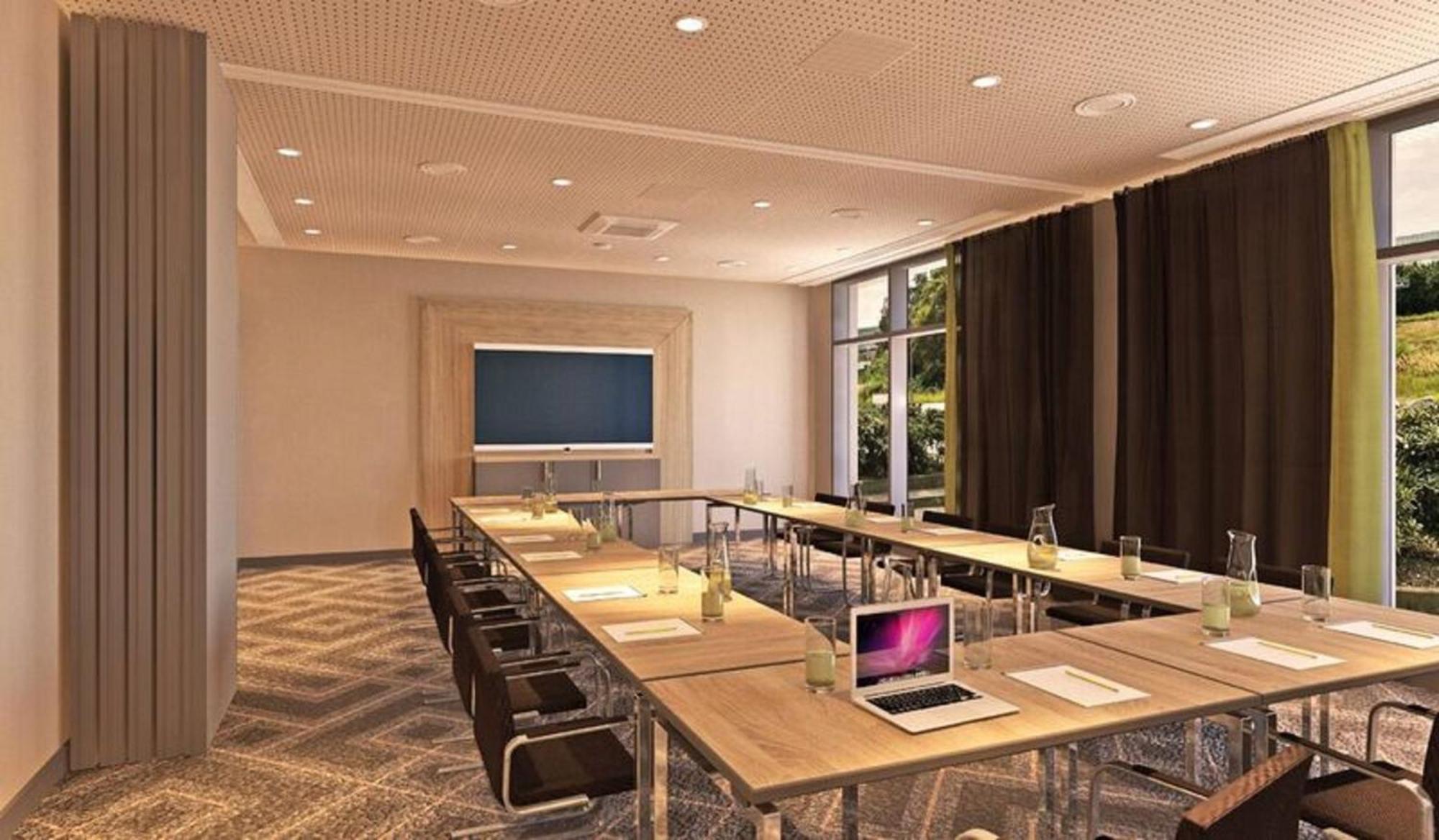 Holiday Inn Express Munich - City East By Ihg Exterior photo